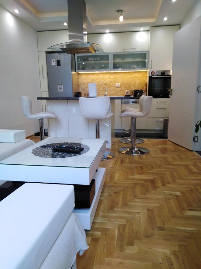 Ana Apartment Novi Sad Exterior photo
